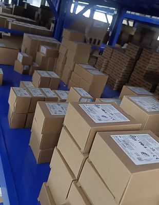 Siemens 3RT1076-6AP36  CONTACTOR  200KW/400V/AC-3 AC(40...60HZ)/DC OPERATION UC 220-240V AUXILIARY CONTACTS 2NO+2NC 3-POLE